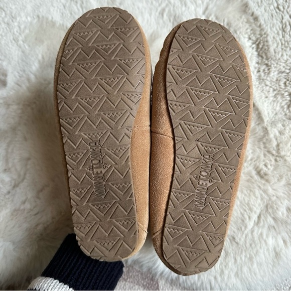 Minnetonka Tan Suede Leather Chrissy‎ Moccasin Slippers Womens 6 - Picture 6 of 6